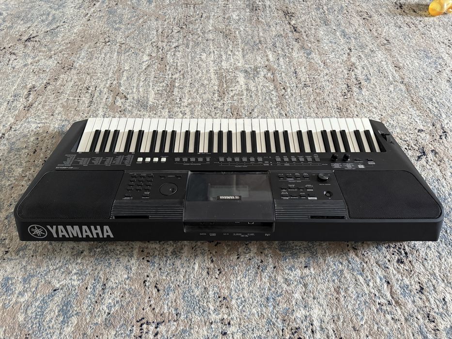 Синтезатор Yamaha PSR-E463