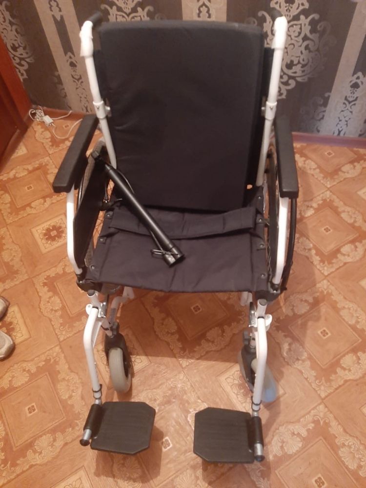 Продам Инвалидную коляску СРОЧНО!!!