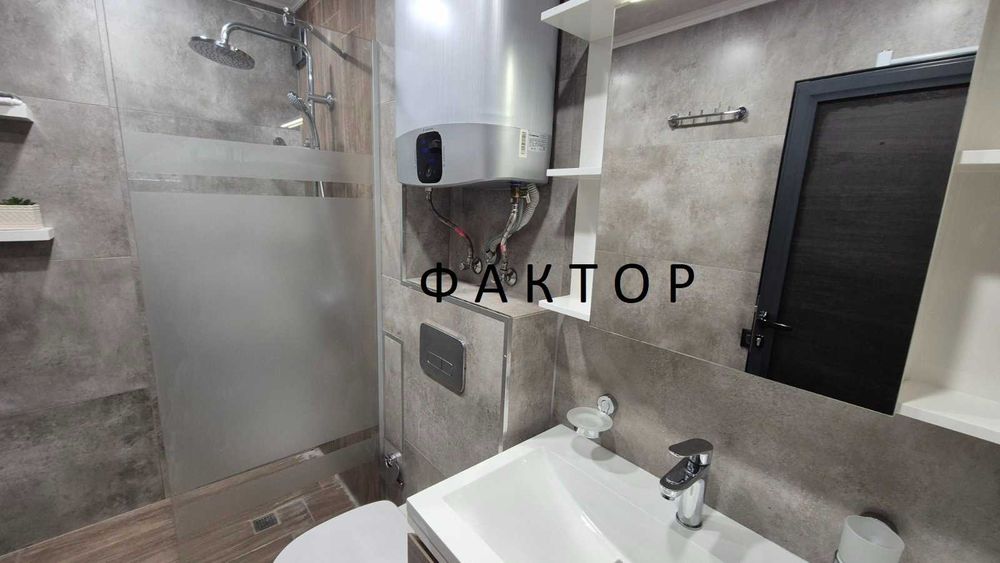 Продава се Двустаен апартамент в Пловдив, Център - 64 кв.м за 2407 €/кв.м - Снимка #5