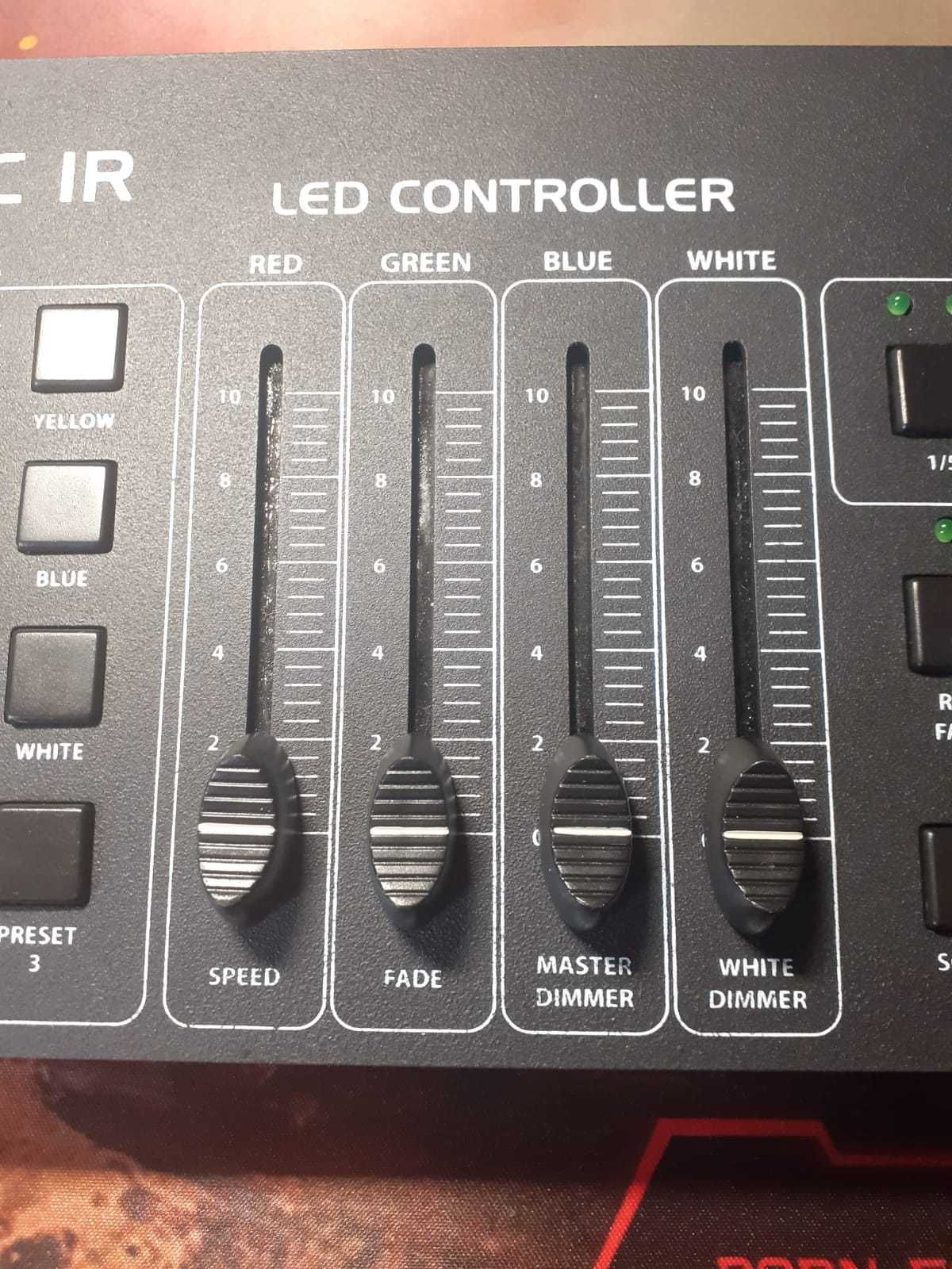 ADJ RGBW4C IR DMX CONTROLLER controler de lumini