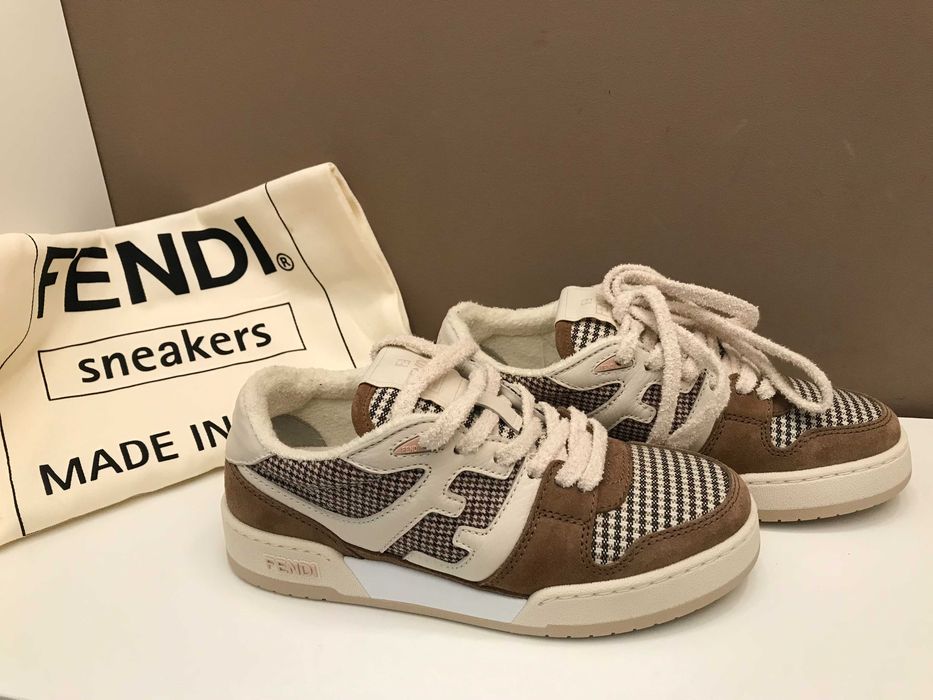 Fendi sneakers dama 35, originali, full box, retail 820 euro