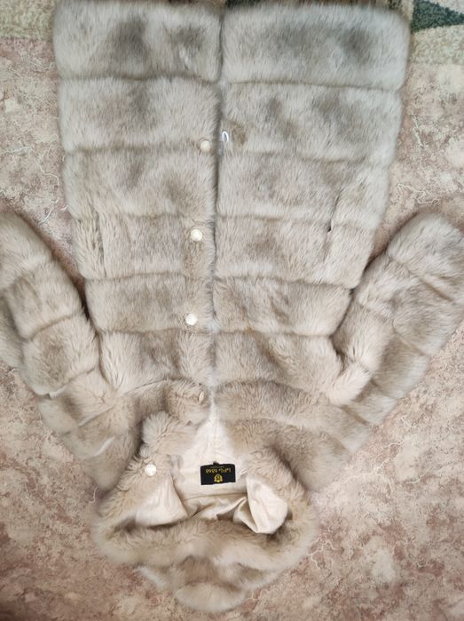 Шуба  42 размера