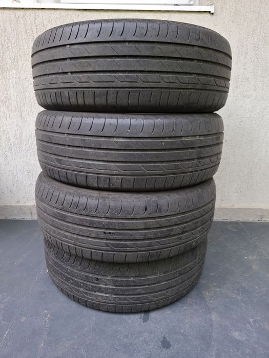 400 lei - Vând anvelope Bridgestone Turanza 215/60/R17 96H