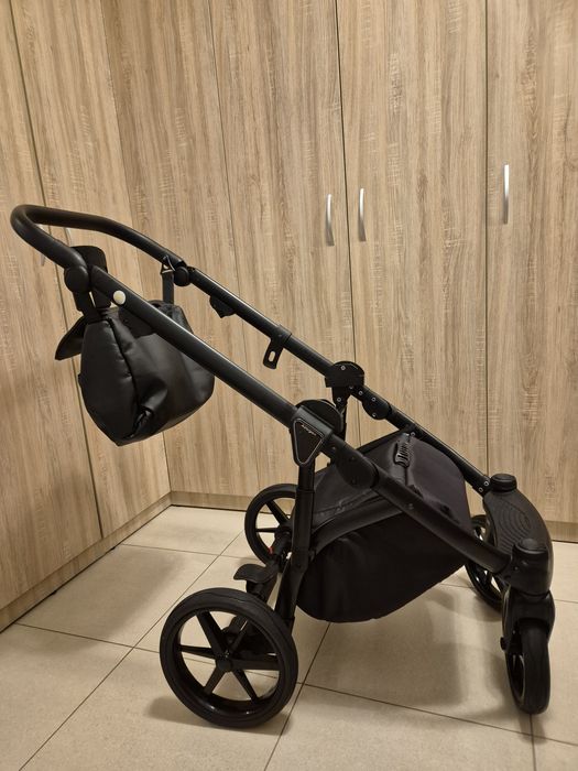 Carucior 3 in 1 Nola Adamex Black PS1 cu scoica Cybex Cloud G