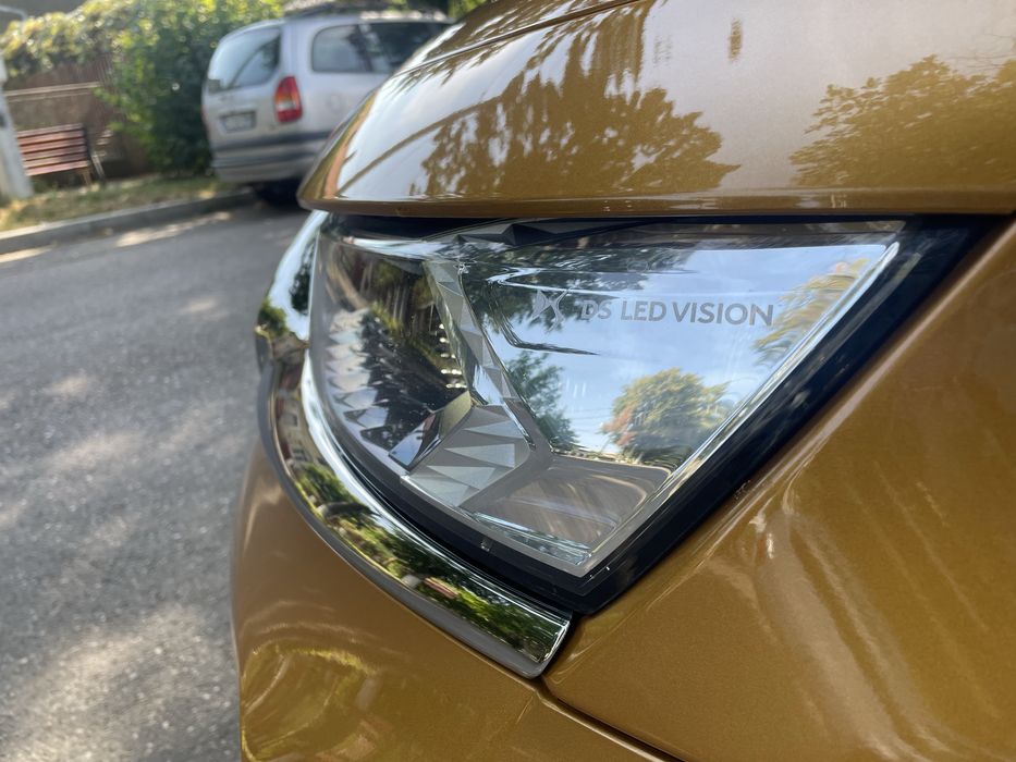 DS Automobiles DS 7 Crossback RIVOLI 4x4 Plug-in Hybrid 300HP