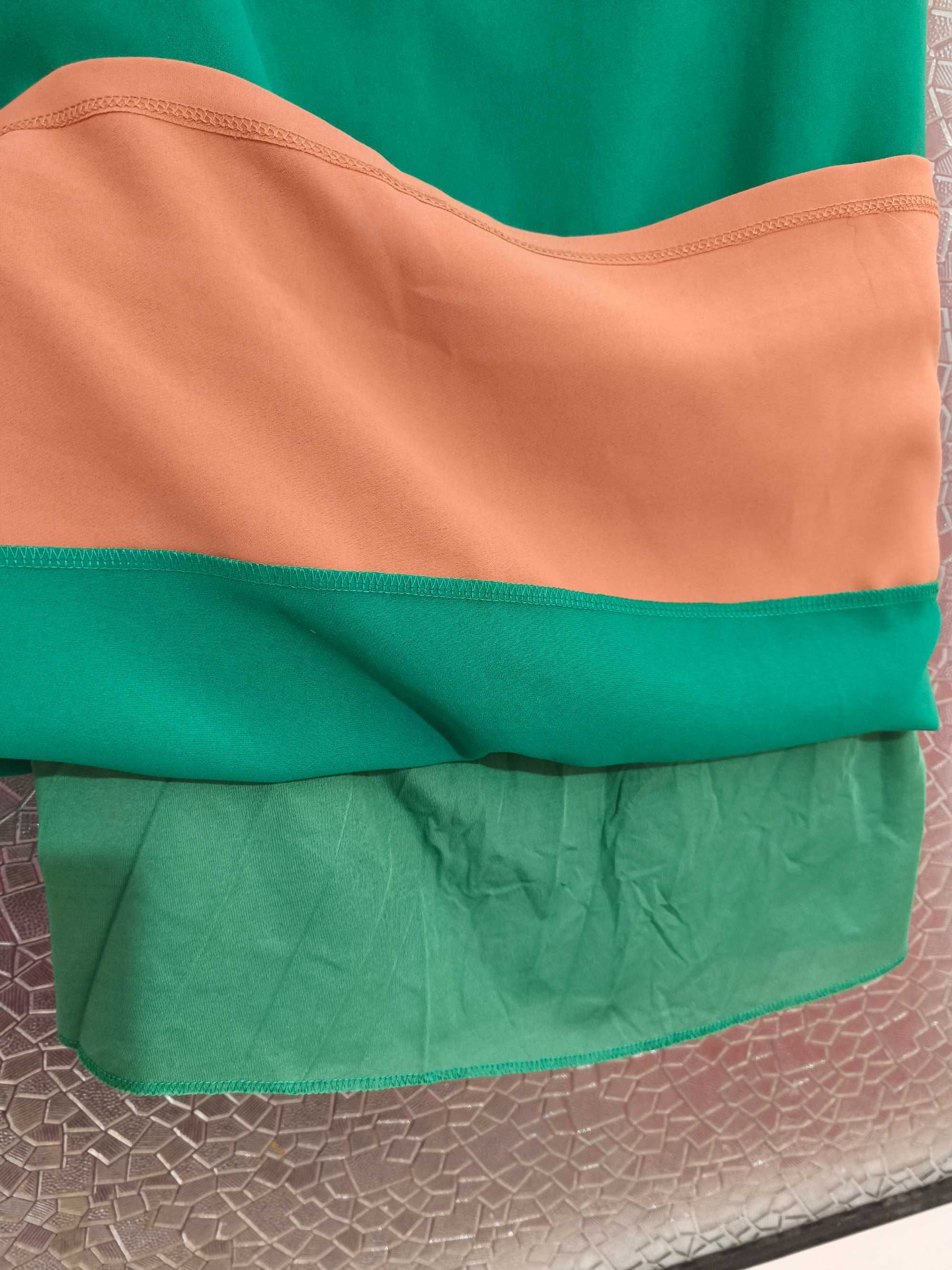 Коктейлна лятна рокля