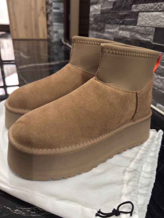 UGG Noi Mini Dipper Chestnut