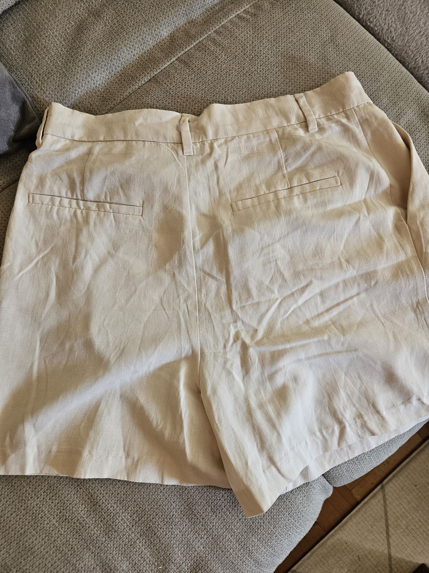 Страхогни панталони  Zara