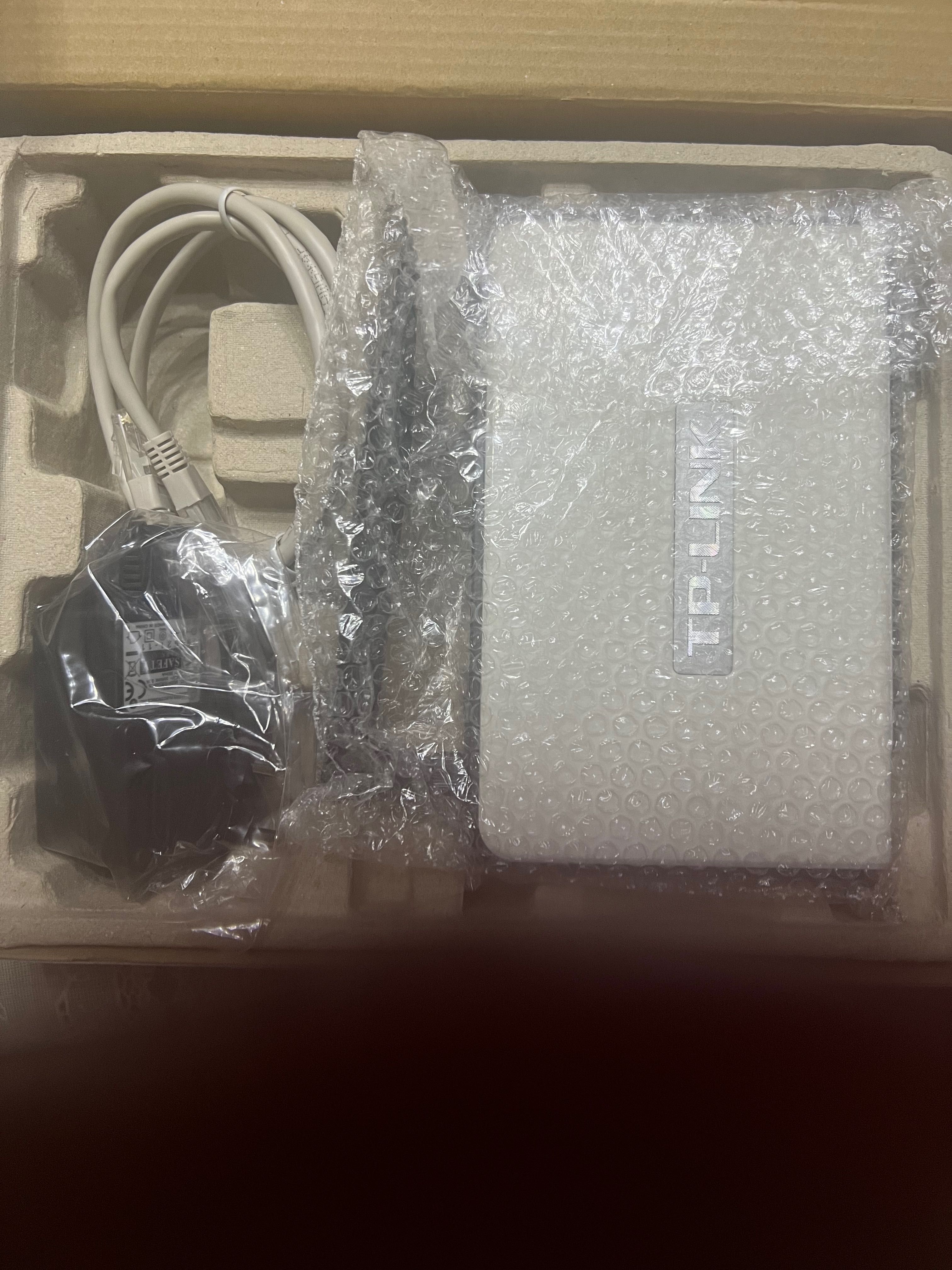 Wi-Fi modem TP-LINK model-TL-WR743ND