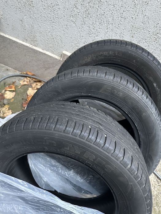 Anvelope vara 205/60/16 Nokian