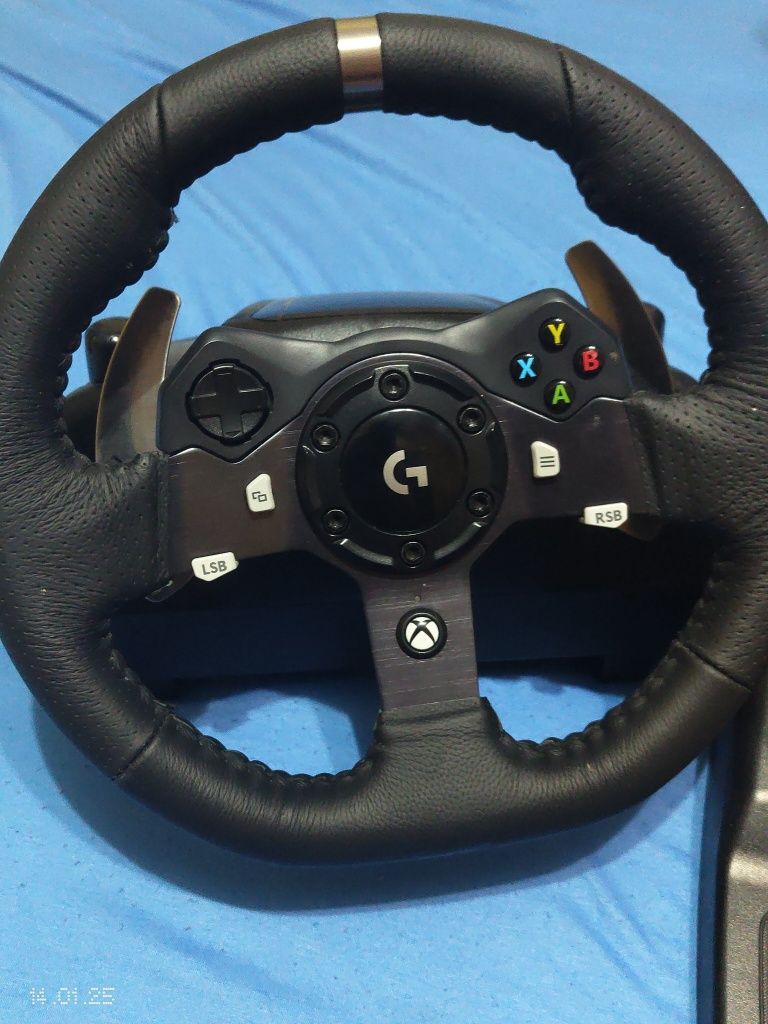 Volan Logitech G920 + Pedale + Schimbător viteze – Xbox & PC (NOU)