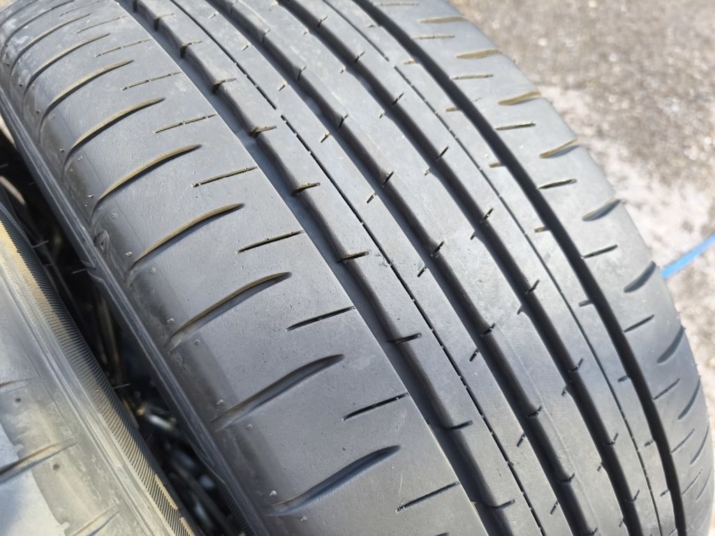 225/55/18" 2бр Dunlop sport maxx 050,dot4421,7mm