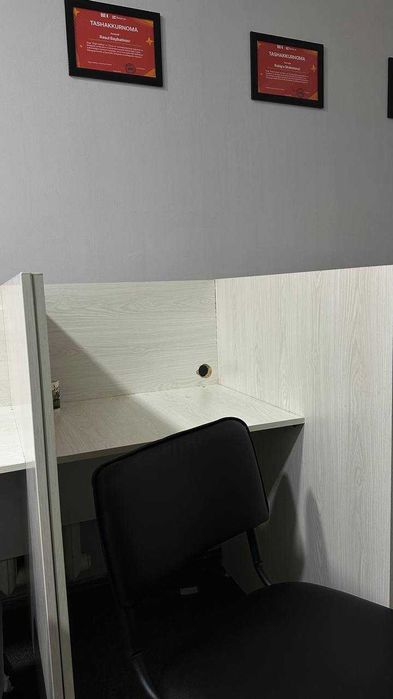 Sotuv bo‘limi uchun mebel