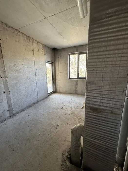 3 комнатная ЖК Baku Residence, 90м2 коробка кадастр есть