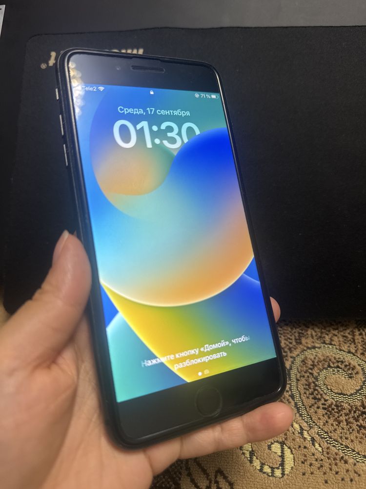 Iphone 8 plus 64 GB