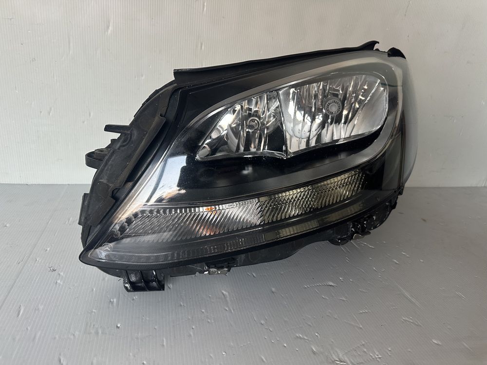 Vand far stanga halogen Mercedes Benz C Class W205