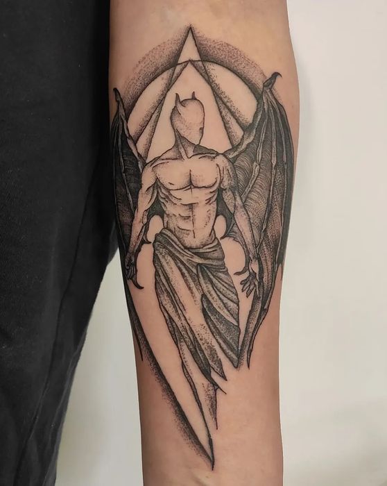 Тату, профессиональная татуировка от мастера с мед образованием.