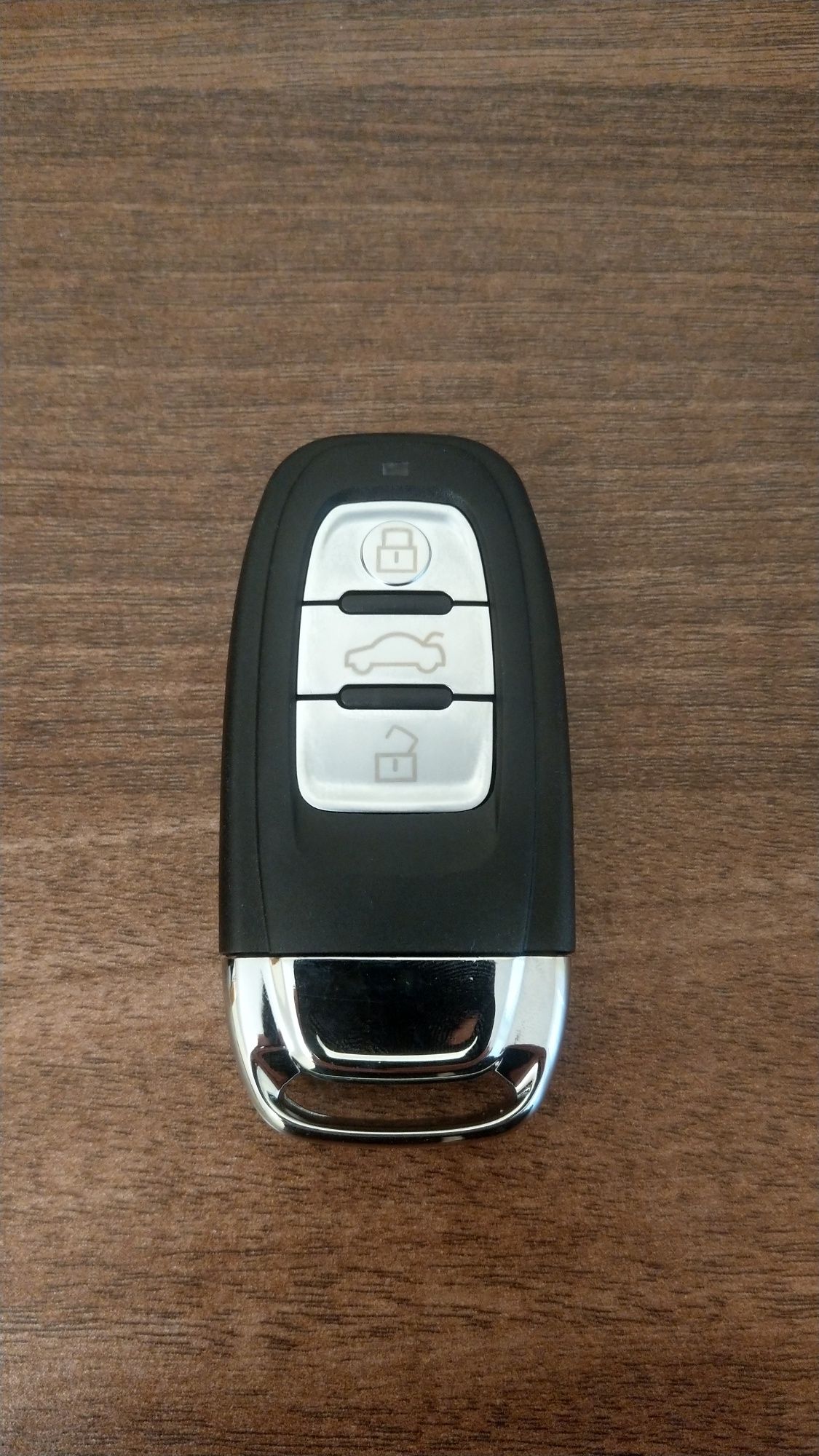 Carcasa cheie Audi cu 3 butoane pentru modele incepand cu 2007