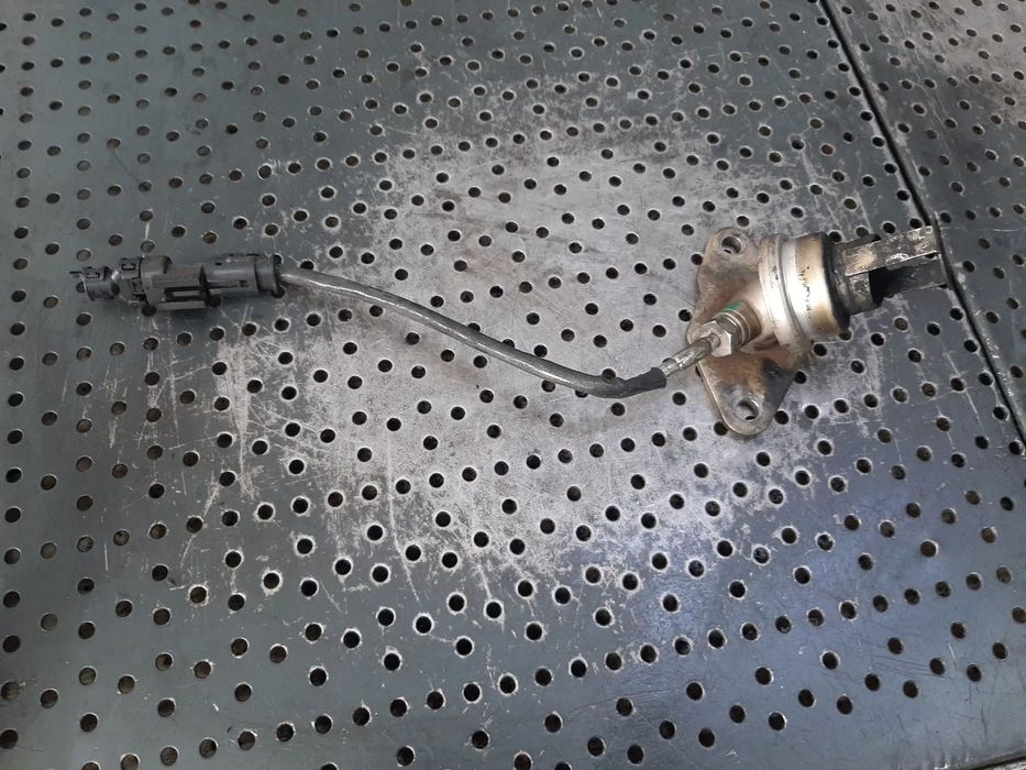 senzor temperatura 1.5 d b37c15a bmw serie 2 f45  8851164