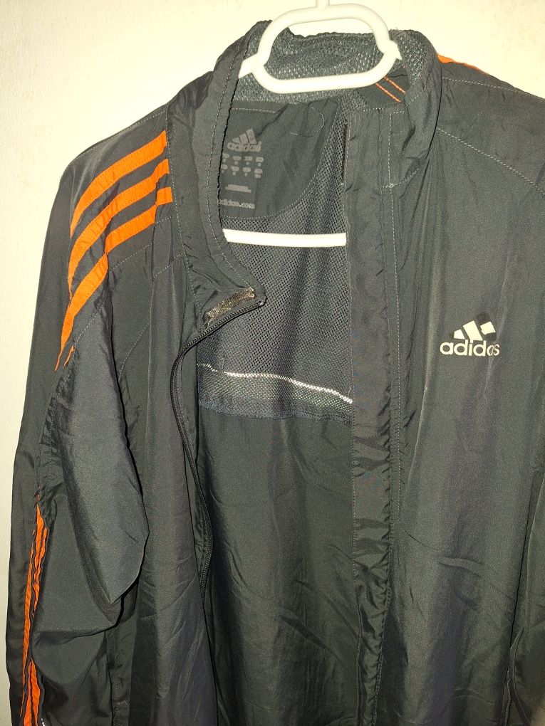 geaca adidas L foita originala buzunare cu fermoare