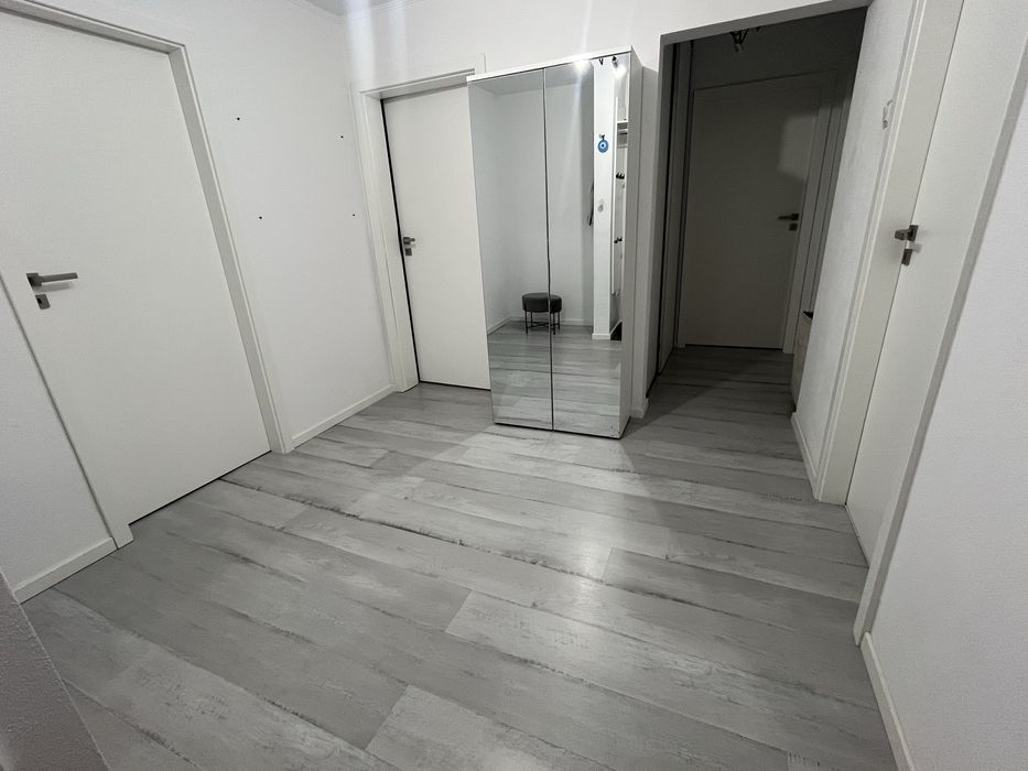 Vand 3 camere Imparatul Traian etaj 1 decomandat ultracentral