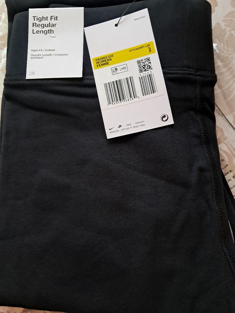 Colanți Nike  ,culoare negru, talie înaltă, material bumbac și elastan