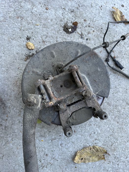 Fuzeta spate stanga dreapta Alfa Romeo GT 147 156