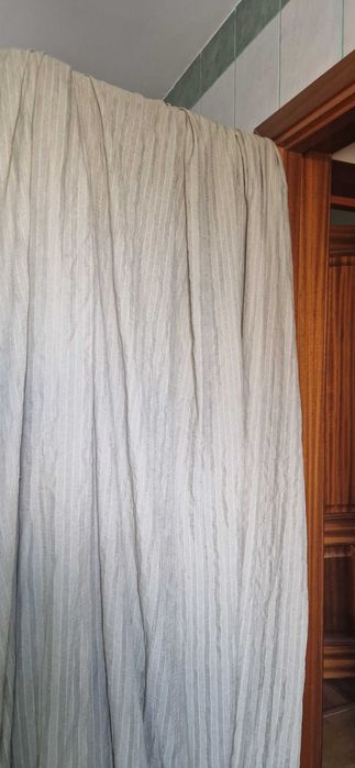 Perdea verde masliniu  semitransparent - 5,5 m latime cu 2,75 inaltime