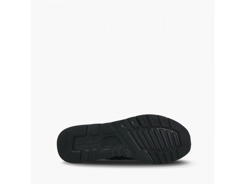 New Balance  размери - 44