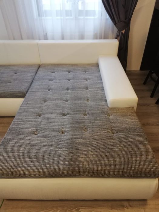 Curatat canapele Brasov igienizare canapele brasov