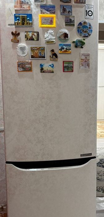 Продам холодильник на запчасти