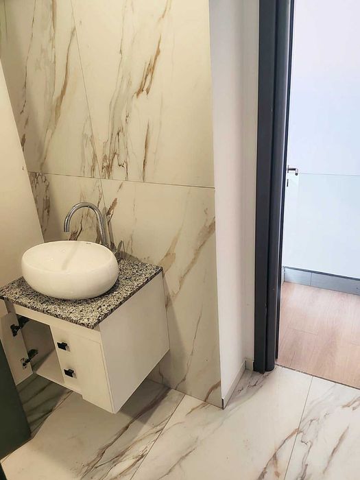 Inchiriez spatiu pentru birouri 120 mp open space