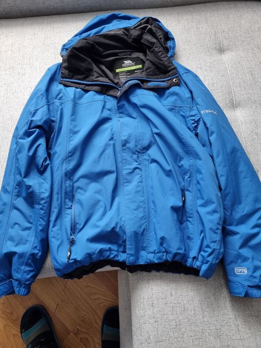 Vând greaca barbati mărimea M