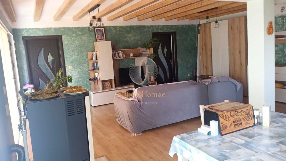 Продава се Къща в Хисаря - 72 кв.м за 1098 €/кв.м - Снимка #1