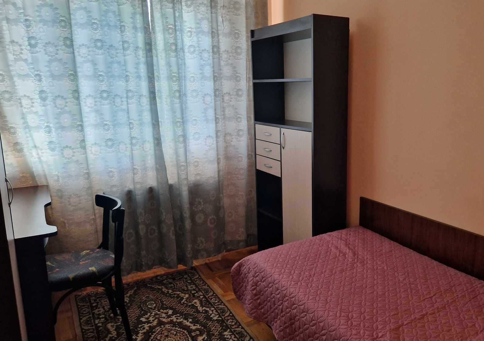 Тристаен ТУХЛЕН апартамент, гр.Шумен, кв. Тракия от собственик.