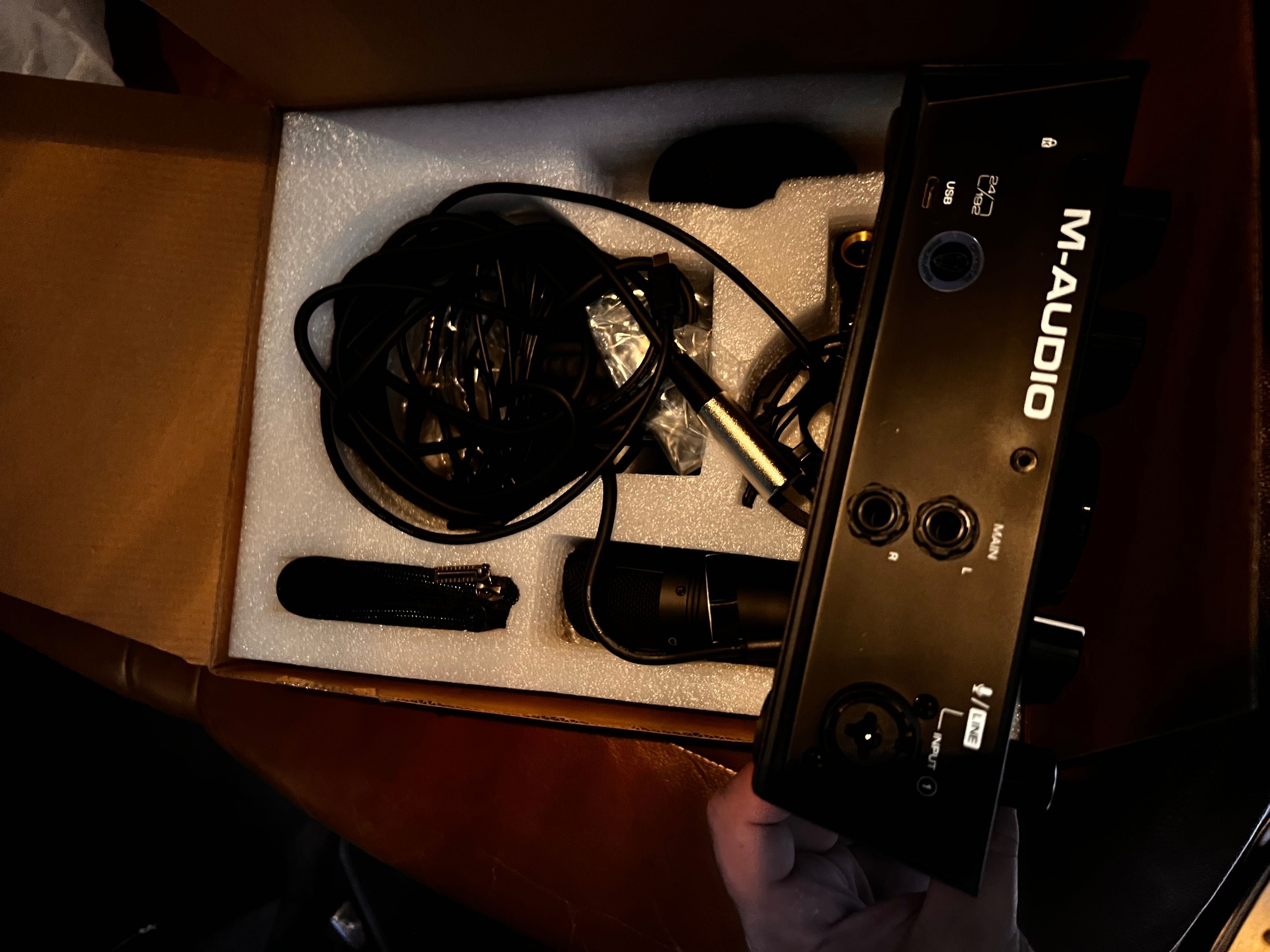 M-Audio AIR 192|4 Vocal Studio Pro USB аудио интерфейс