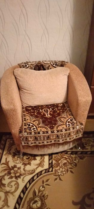 Кресло комнатное