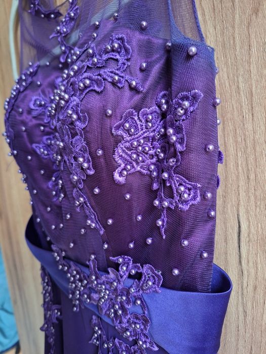 Рокля за официални събития