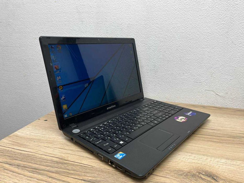 Шустрый emashines  Core i3*ОЗУ 4*HDD 320*2,53GHz Для офиса