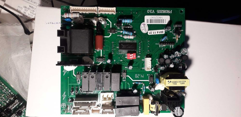 Repar plăci electronice pentru orice model de centrala termica