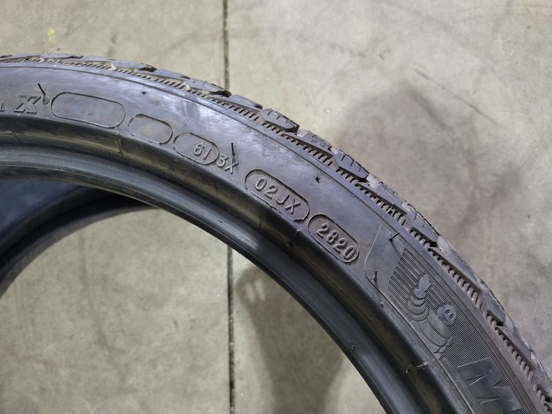255/35/21 Michelin 2br