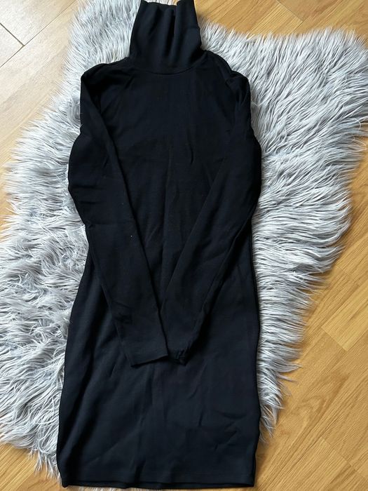 Rochie mulată pe gât damă