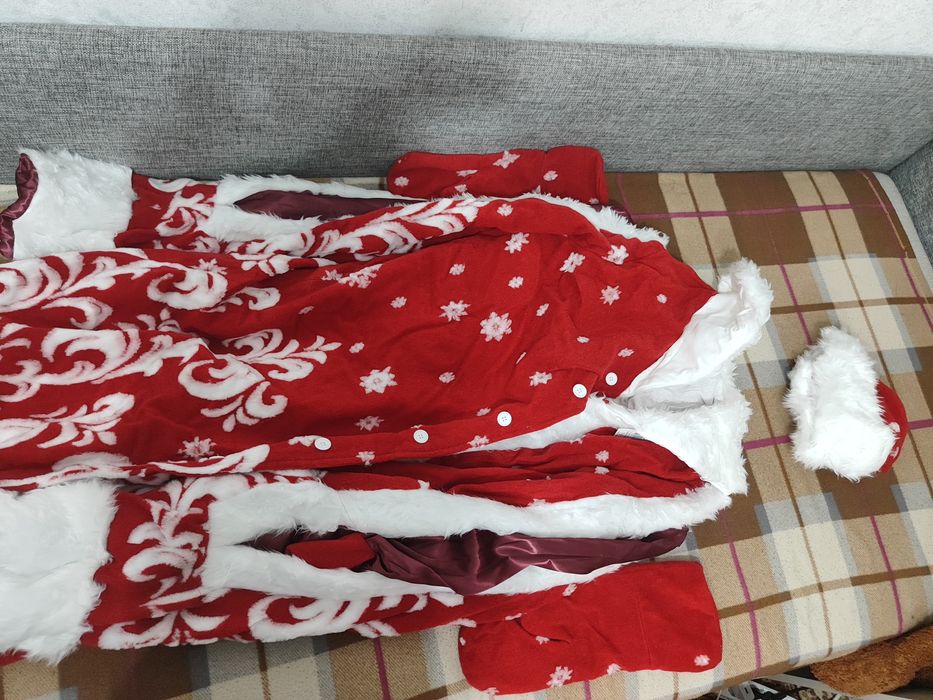 Продам костюм деда Мороза