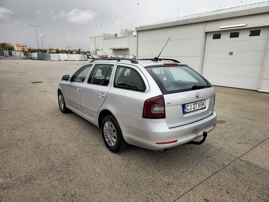 Škoda octavia 2 facelift - euro 5 - navigatie - full option