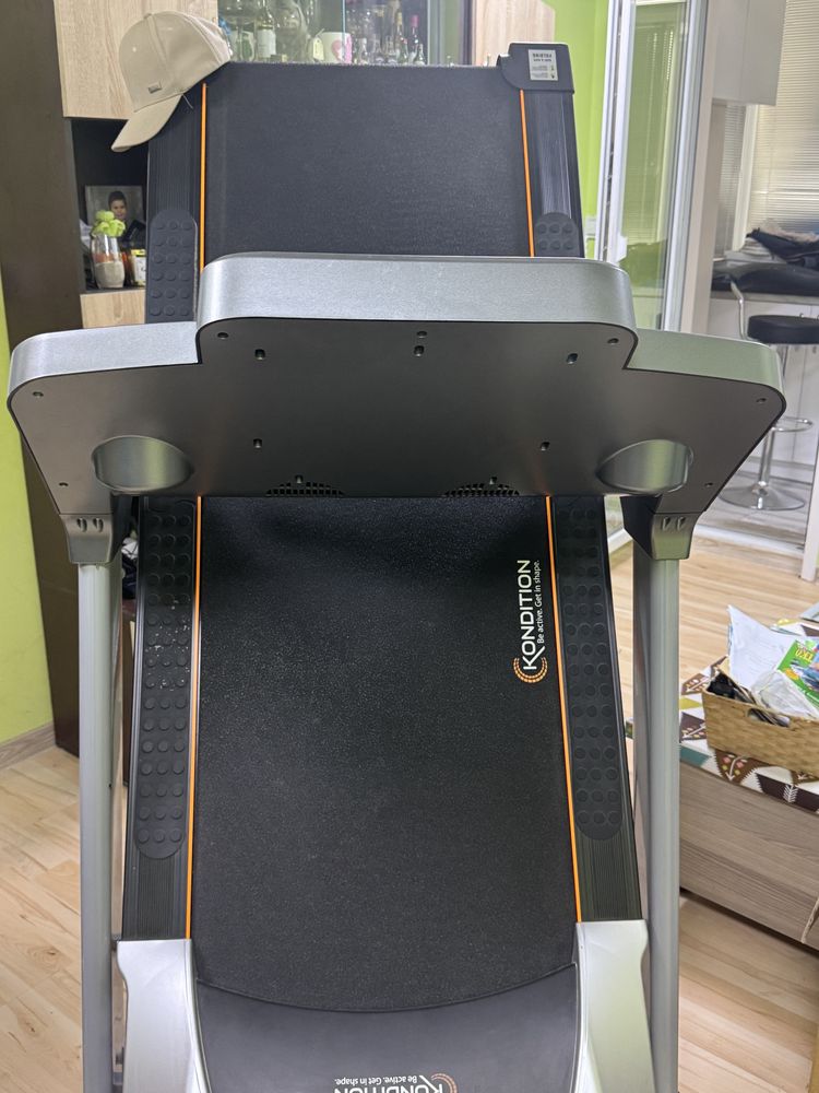 Бягаща пътека Konditio HM-9100 FIT