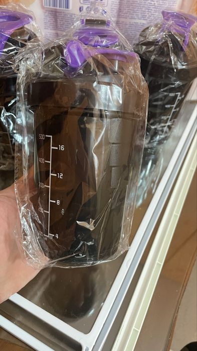 Продам шейкеры новые