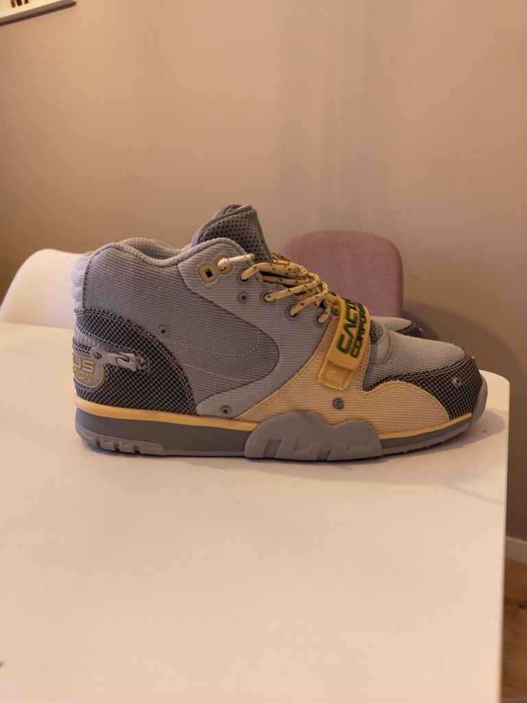 Nike Air trainer 1 x Travis Scott Grey  Haze
