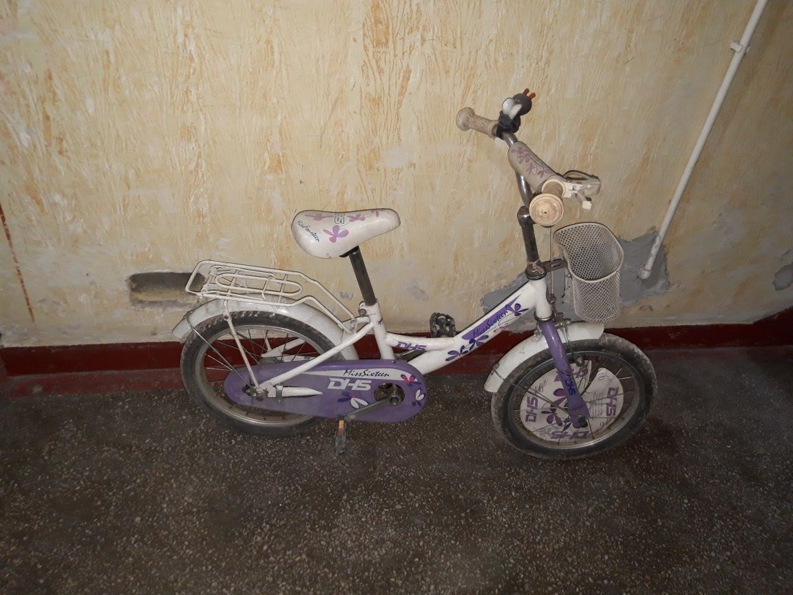 Vand bicicleta de copii