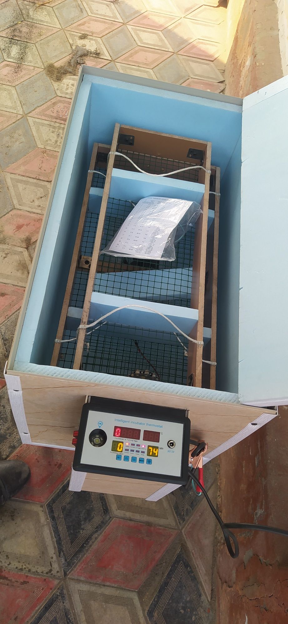 Inkubator 130 talik