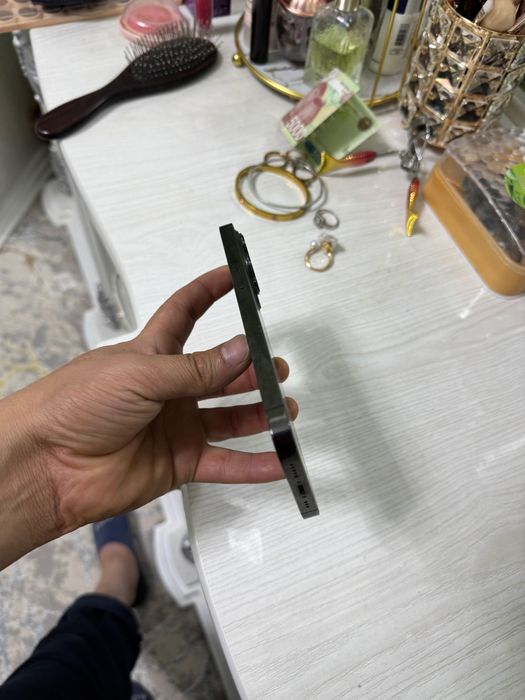 Iphone 13 pro (с гарантией)